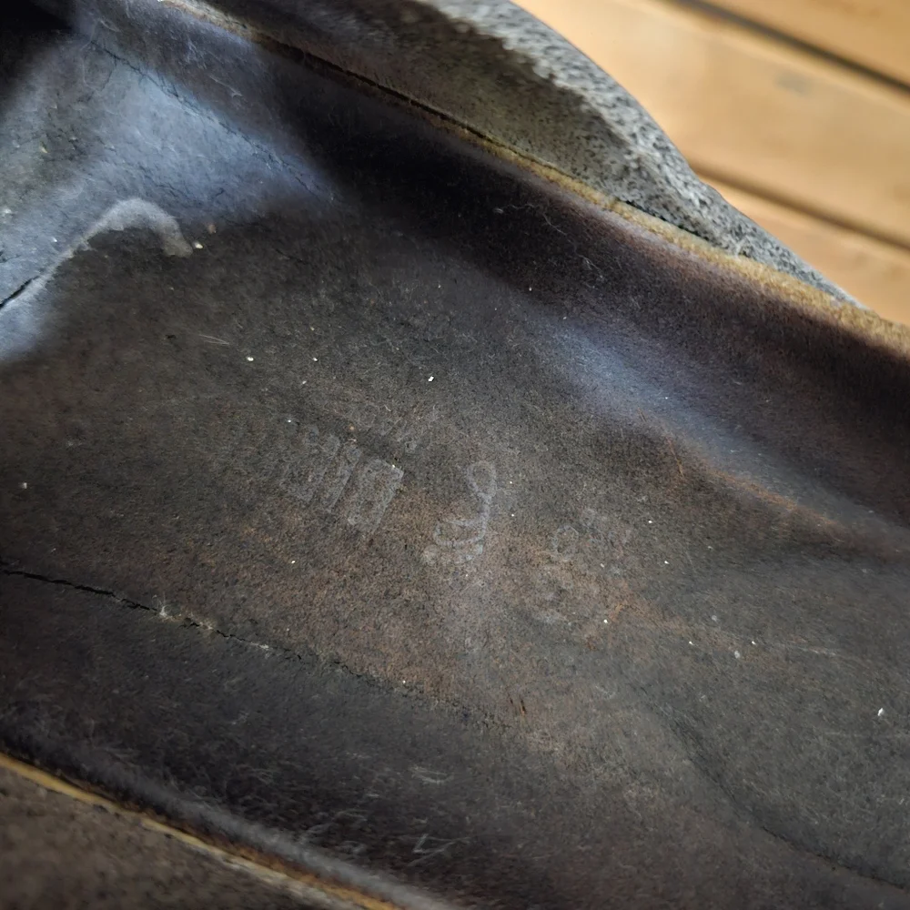 Birkenstock gray brown leather slippers slides sandals - Picture 16 of 16